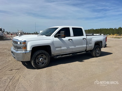 2017 Chevrolet Silverado 2500HD 4x4 Crew Cab Pickup