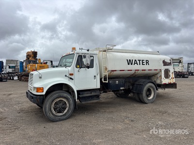 1992 International 4x2 Water Truck