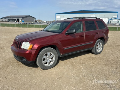 2009 Jeep Grand Cherokee Laredo 4WD SUV