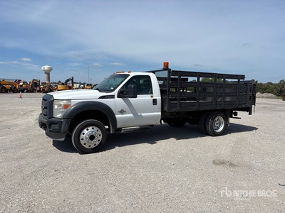 2013 Ford F-550 XL 4x2 Flatbed Truck