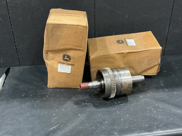 (20) John Deere 40A2219 Shouldered Shaft Assemblies