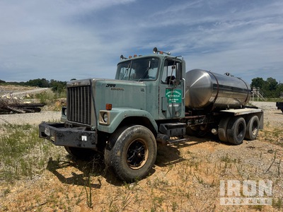1985 GMC Off Road Truck