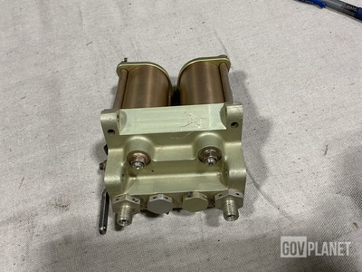 Tactair Fluid Controls 70250-01004-101 Dual Parking Brake Hydraulic Valve