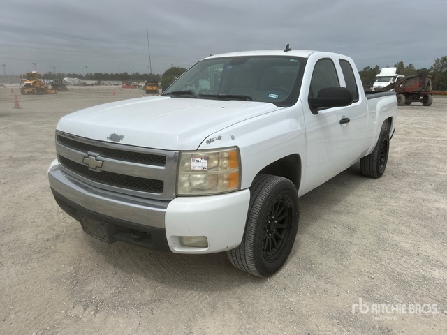 2007 Chevrolet Silverado 1500 4x2 Extended Cab Pickup