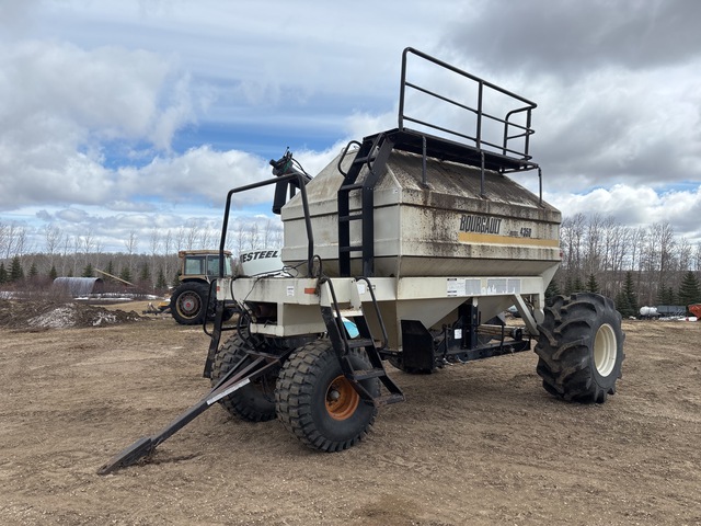 1995 Bourgault 4350 350 bu Tow-Behind Air Cart 1995 Bourgault 4350 350 bu Tow-Behind Air Cart