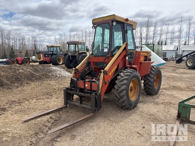 Versatile 150 Traktor mit Rückfahreinrichtung