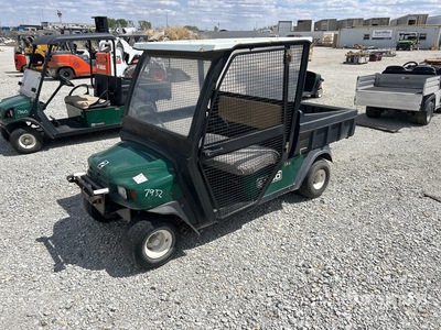 E-Z-Go Electric Golf Cart