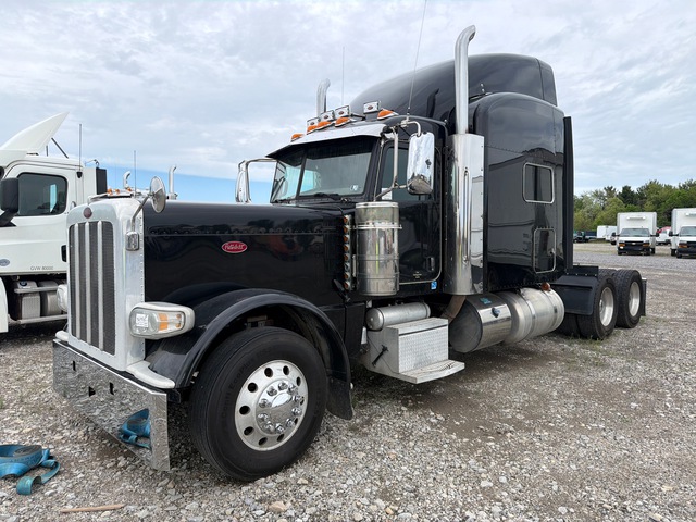 2017 Peterbilt 389 6x4 T/A Sleeper Truck Tractor