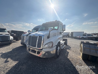 2013 Freightliner Cascadia 113 6x2 S/A Day Cab Truck Tractor (Inoperable)