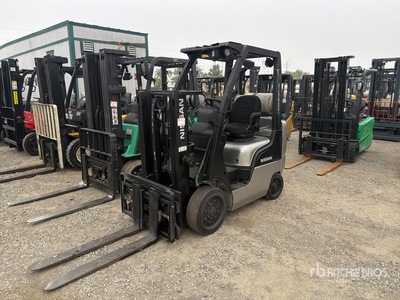 Nissan MCP1F2A20LV 4000 lb Forklift