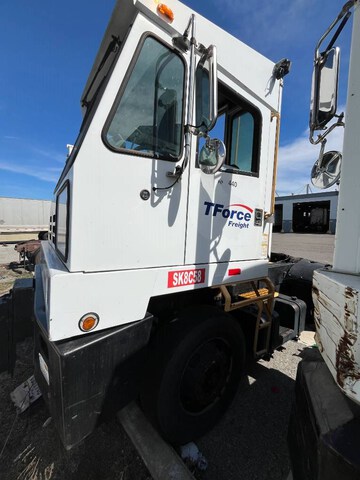 2013 Capacity TJ5000 Spotter Truck (Inoperable) 2013 Capacity TJ5000 Spotter Truck (Inoperable)