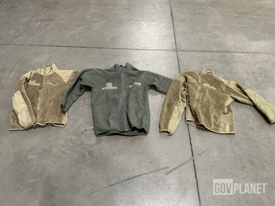 (42) Cold Weather Jackets & (4) Extreme Cold Weather Parka Liners