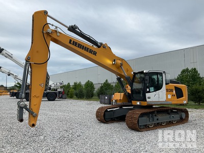 2017 Liebherr R936 Tracked Excavator