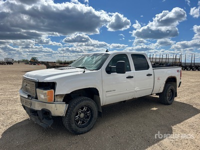 2014 GMC 2500 SLE 4x4 Crew Cab Pick Up
