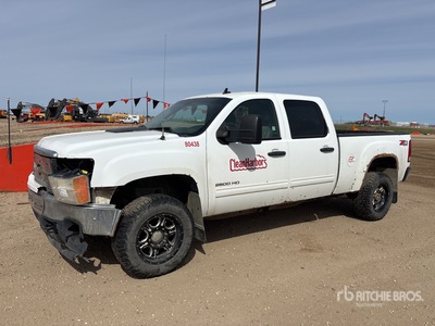 2014 GMC 2500 4x4 Crew Cab Pickup