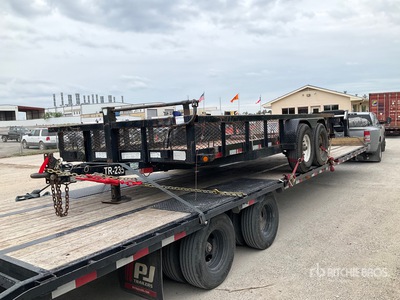 2008 Big Tex 18 ft Apparatuur aanhangwagen