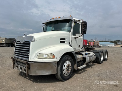 2015 Mack CXU613 6x4 Day Cab Truck Tractor