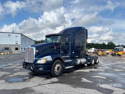 2014 Kenworth T600 6x4 Cabeza Tractora Cabina Dormitorio