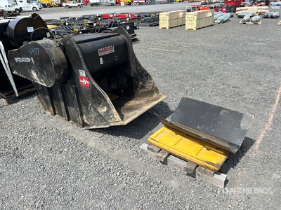 HW 24 in Crusher Excavator Crusher Bucket