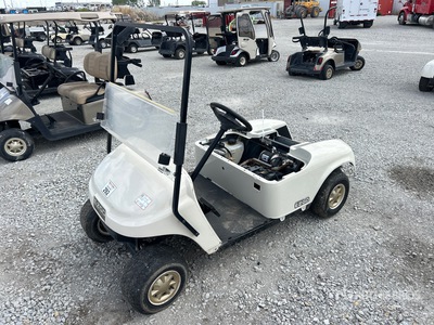 E-Z-Go Golf Cart