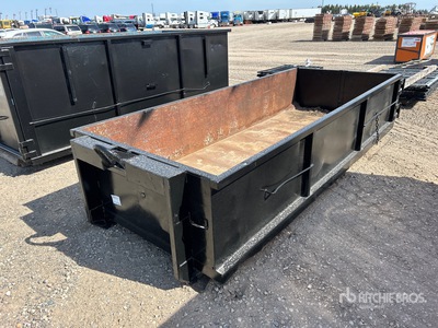 Hook-Lift Waste Container