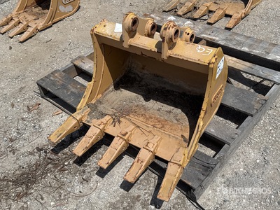 FLC 24 in Digging Excavator Bucket