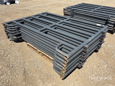 Quantity of (8) BYT MSP76 7 ft 3 in Panneau pour bétail