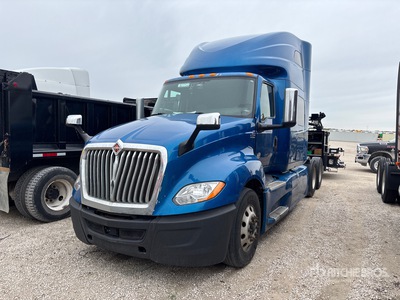 2020 International LT625 6x4 Tracteur Routier Couchette