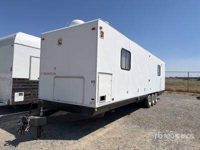 35 ft x 8 ft 6 in Portable Tri/A Oficina móvil