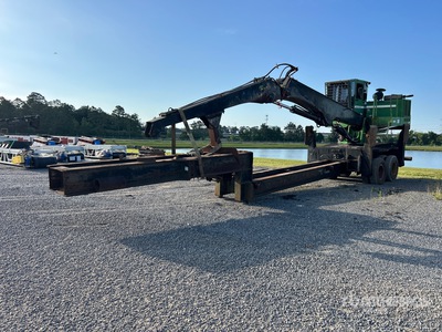 2006 John Deere 437C Trailer Mounted Log Loader