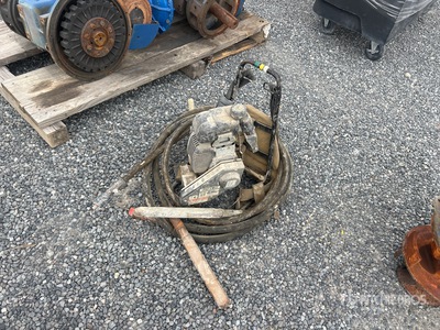 Oztec BP50A Concrete Vibrator