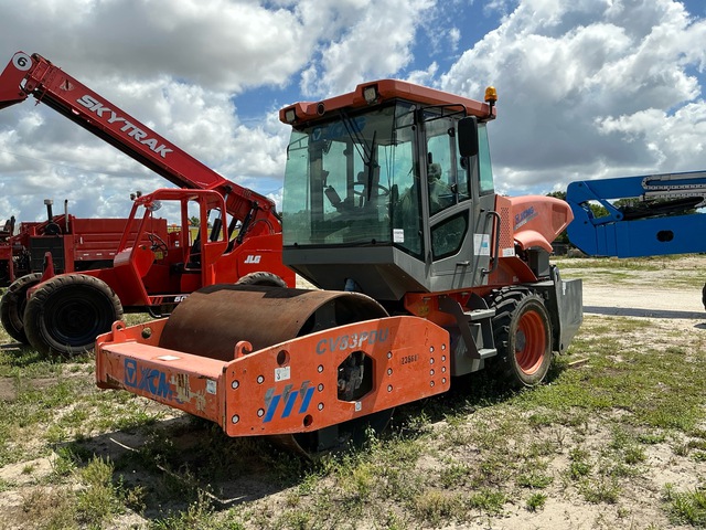 2019 XCMG CV83PDU Smooth Drum Compactor 2019 XCMG CV83PDU Smooth Drum Compactor