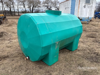650 gal Water Tank
