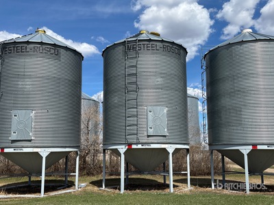 2000 Westeel +/- 2000 bu 6 Ring Hopper Grain Bin
