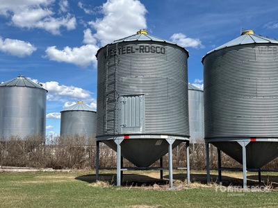 Westeel +/- 1650 bu 5 Ring Hopper Grain Bin