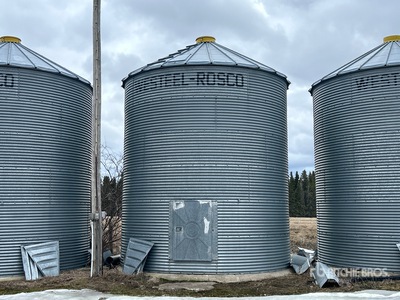 Westeel-Rosco +/- 2000 bu 6 Ring Grain Bin