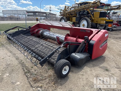 2011 Case IH 3016 15 ft Auger Combine Pickup Header