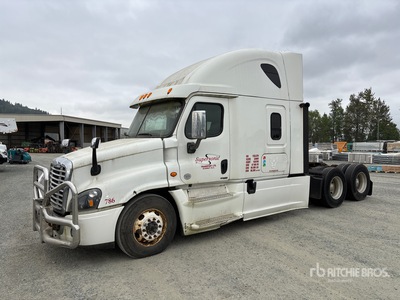 2015 Freightliner Cascadia 125 6x4 T/A Sleeper Truck Tractor (Inoperable)