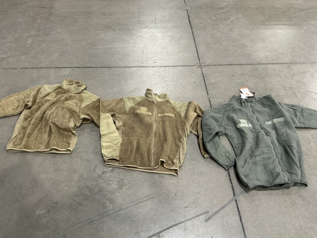 (28) Cold Weather Jackets & (1) Extreme Cold Weather Parka Liner