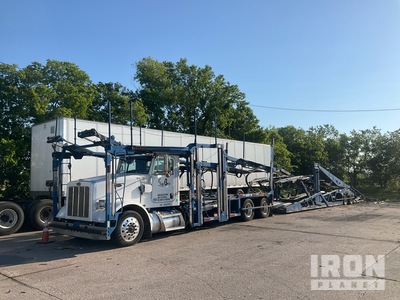2014 Peterbilt 365 Car Carrier Truck