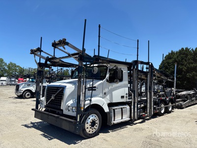 2014 Volvo VAH 6x2 Car Carrier Truck