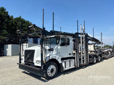2014 Volvo VAH 6x4 Car Carrier Truck