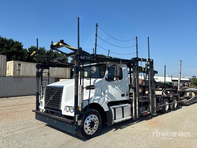 2015 Volvo VAH 6x2 Car Carrier Truck
