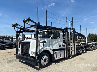 2014 Volvo VAH 6x4 Car Carrier Truck