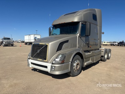2007 Volvo VN 6x4 トラックトラクター（T/A）