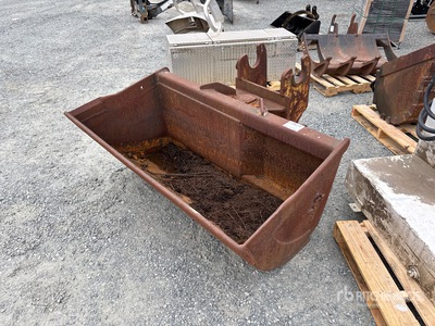 62 in Hydraulic Tilting Baggerlöffel - Fits Hitachi 120