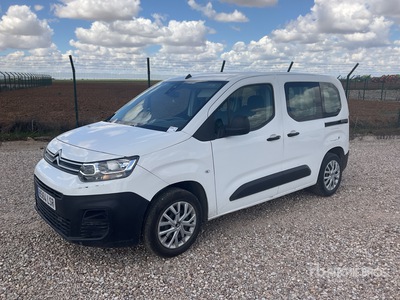 2021 Citroen Berlingo 5 Fourgonnette de passagers
