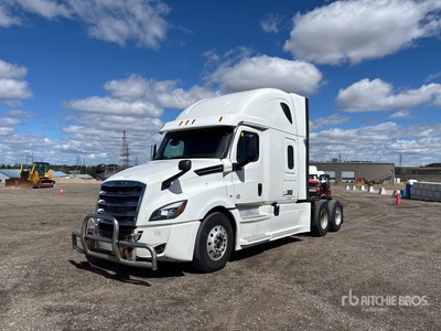 2018 Freightliner Cascadia 126 6x4 T/A Sleeper Truck Tractor