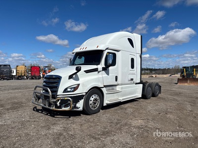 2019 Freightliner Cascadia 126 6x4 T/A Sleeper Truck Tractor