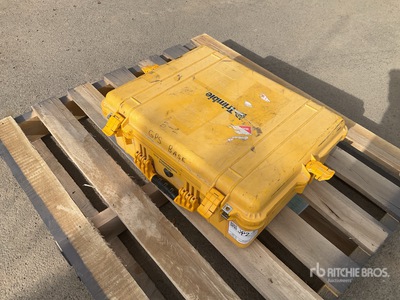 Trimble Net R9 Récepteur de contrôle de pente GNSS